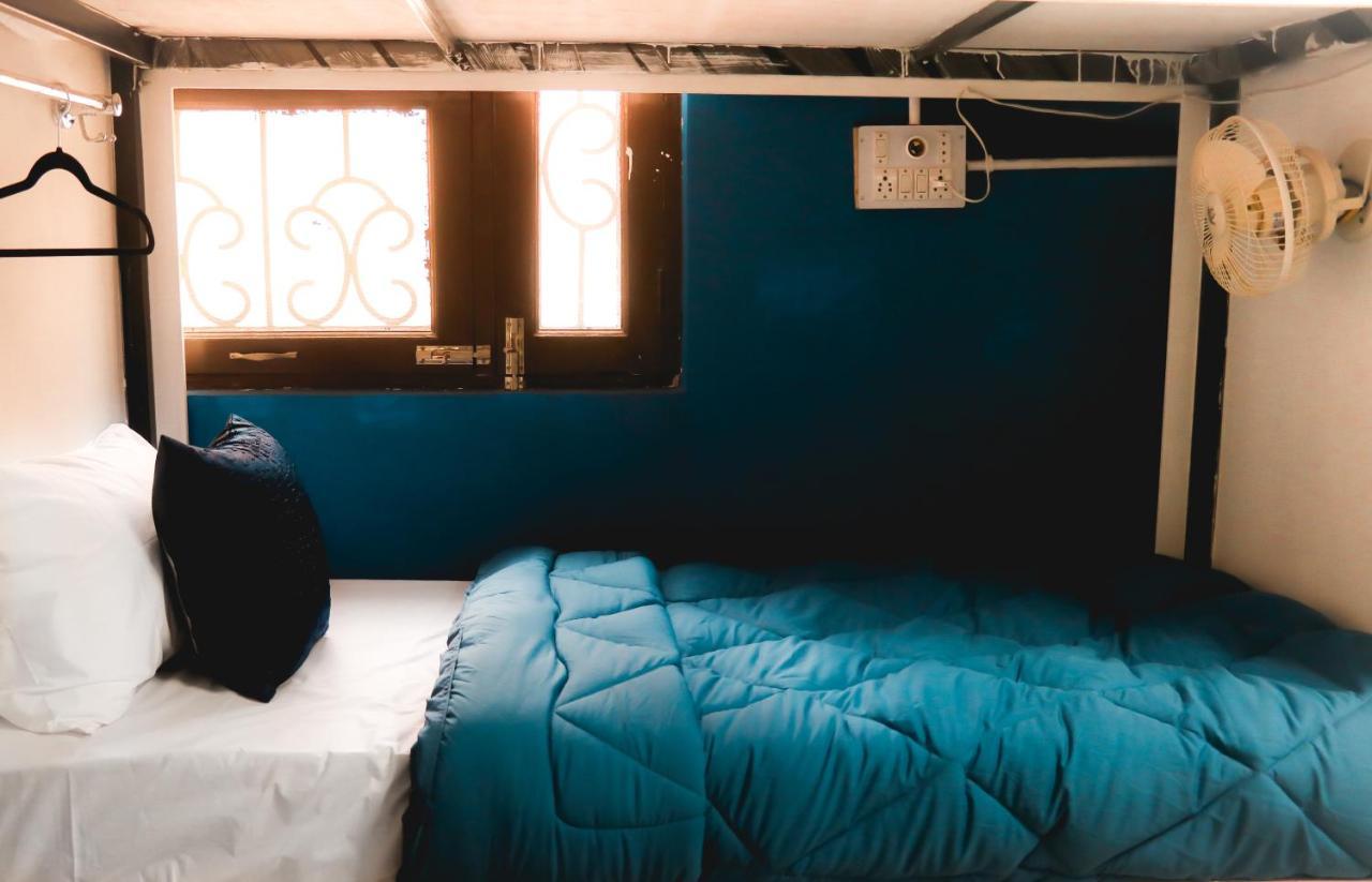 Farmstay - Capsule Den Nuova Delhi Esterno foto