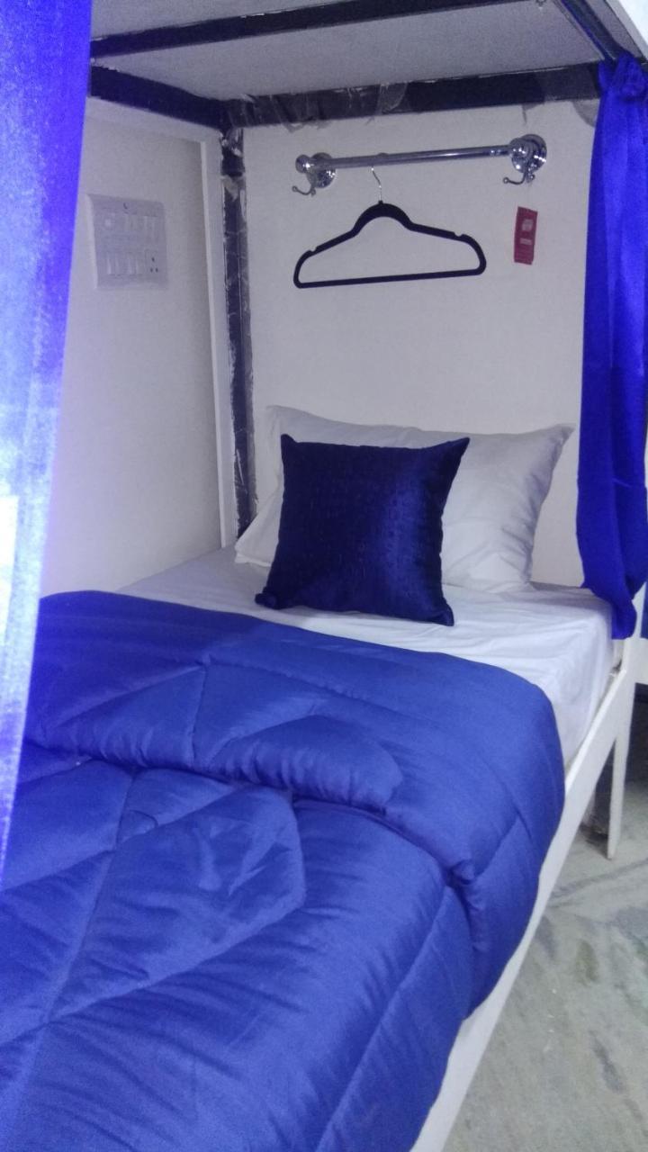 Farmstay - Capsule Den Nuova Delhi Esterno foto